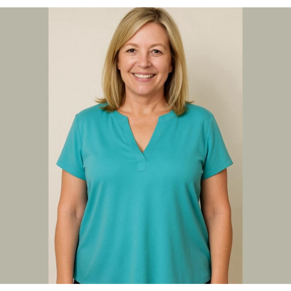 Nine West V Neck capped sleeves top size Xl Angel Blue